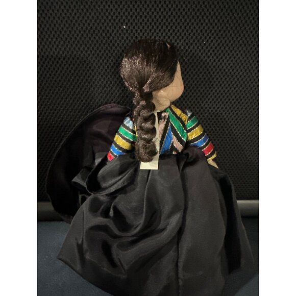 Madame Alexander "Egypt" Collectible Doll In Traditional Outfit With Braided Hai - Picture 3 of 7